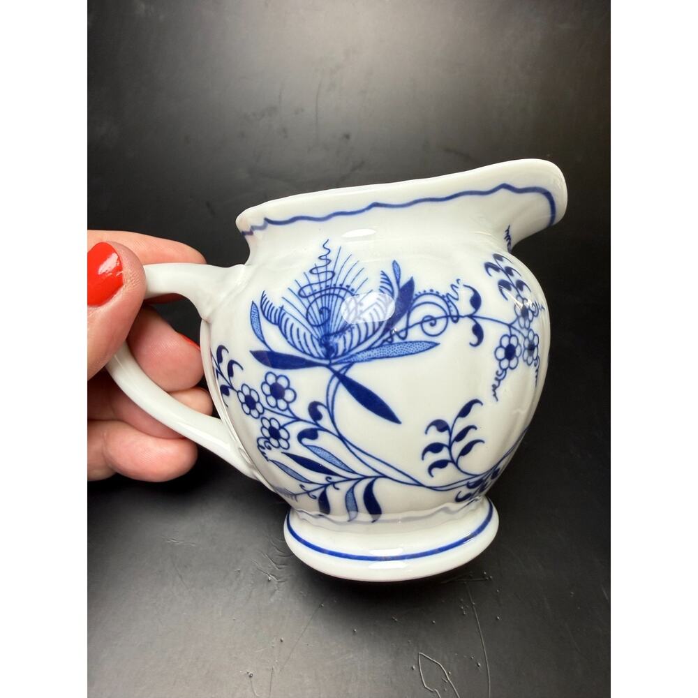 Vintage Set Blue Danube Blue Onion Creamer Covered Sugar Bowl Japan Cottage - Picture 6 of 7
